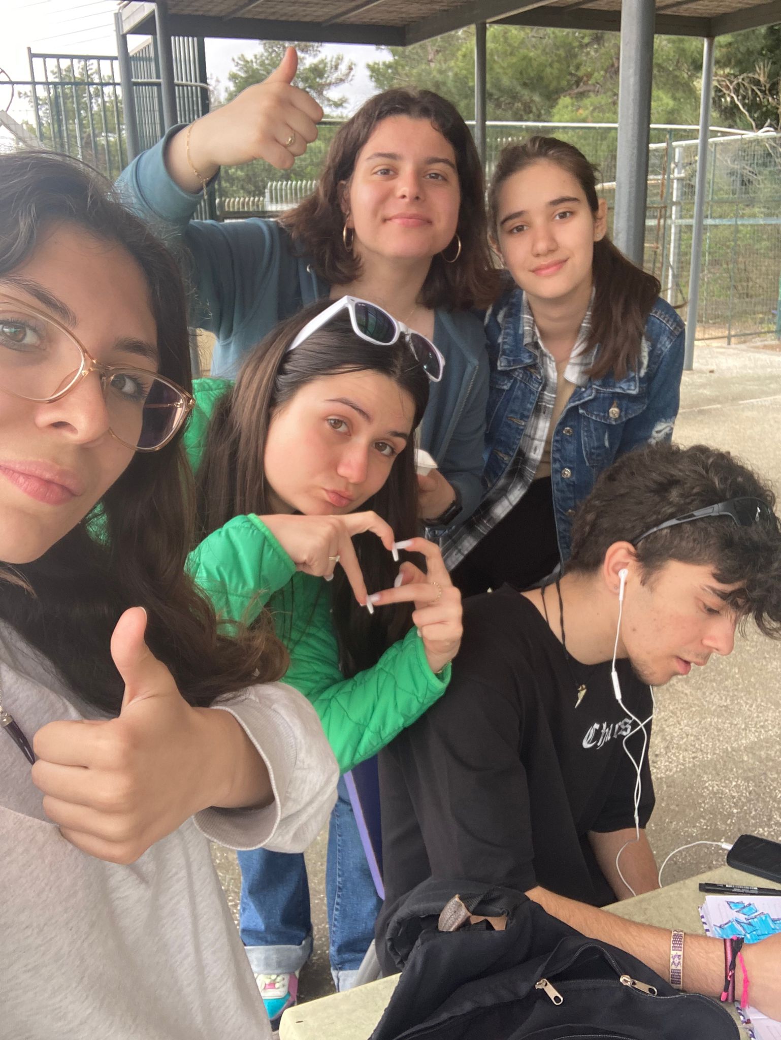 Poza